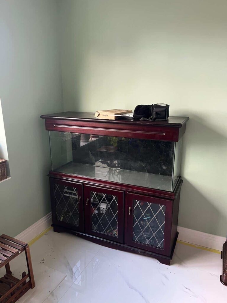fragile-cabinet-move-Acton-w3-to-brentford-tw8